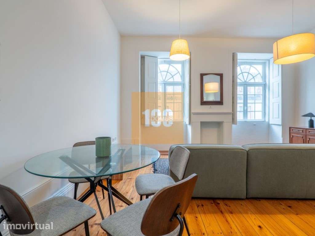 Apartamento T0 na Rua de Cedofeita - Grande imagem: 2/17