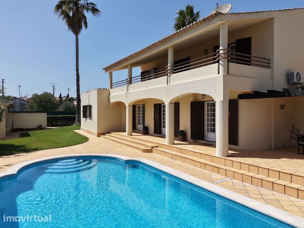 Villa privada a venda na Serra da Arrábida, Sesimbra - Grande imagem: 4/43