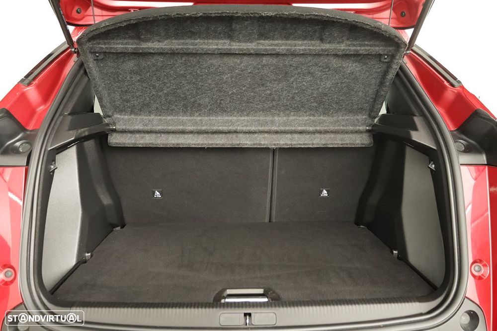Peugeot 2008 1.2 PureTech Allure - 23
