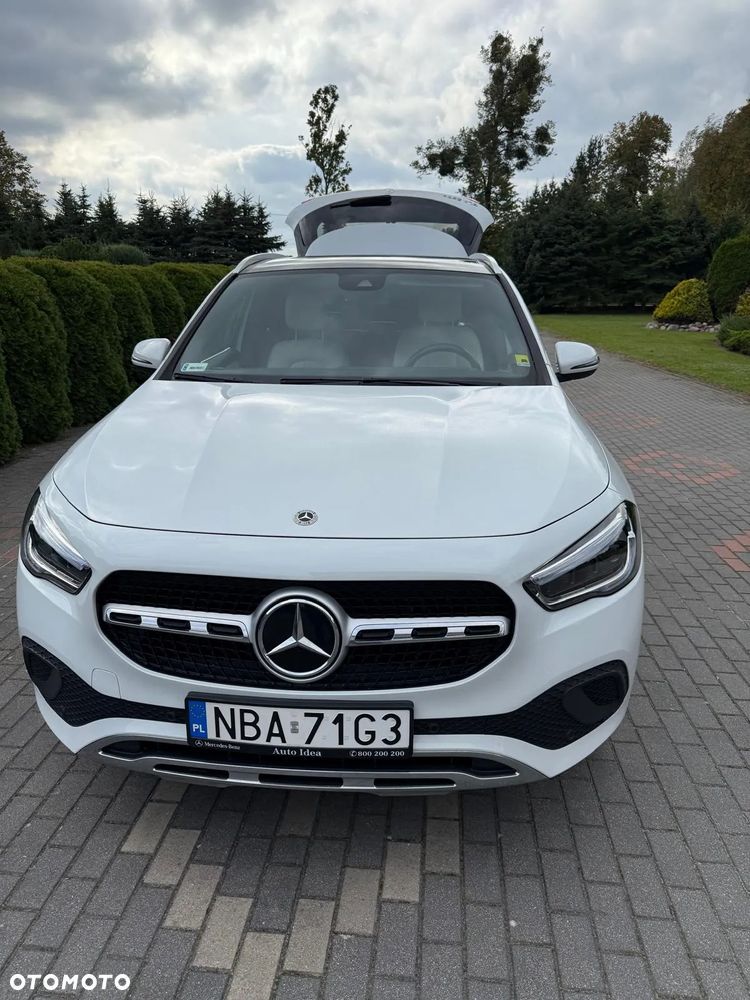 Mercedes-Benz GLA - 5