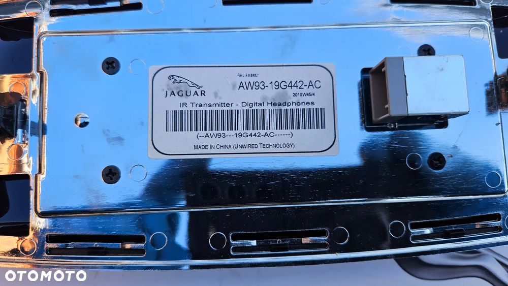 Jaguar XJ 351 Cyfrowy nadajnik do słuchawek pod monitor w zagłówkach Moduł HEADPHONES AW93-19G442-AC - 6