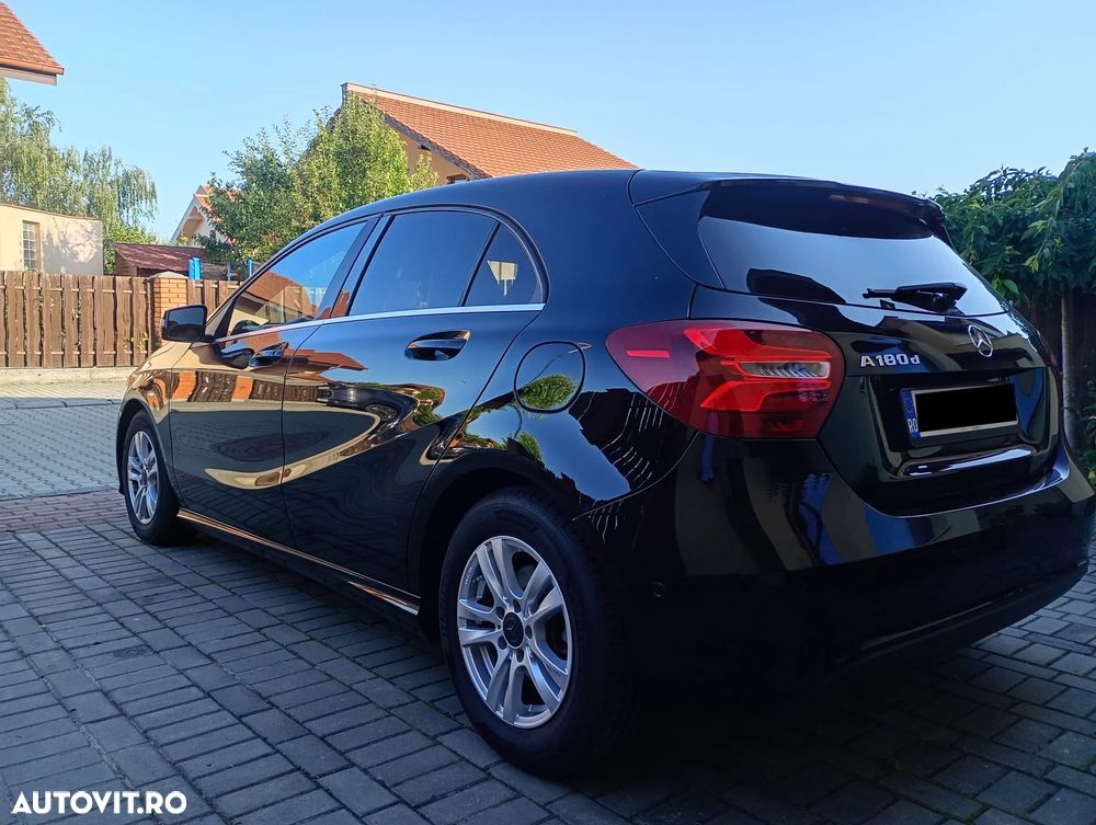 Mercedes-Benz A 180 d - 4