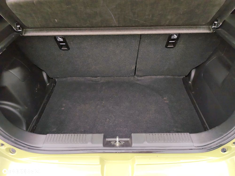 Suzuki Swift 1.2 Dualjet SHVS Premium Plus - 17