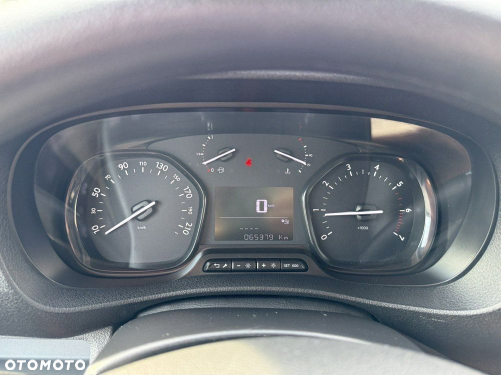 Citroën Jumpy Combi - 32