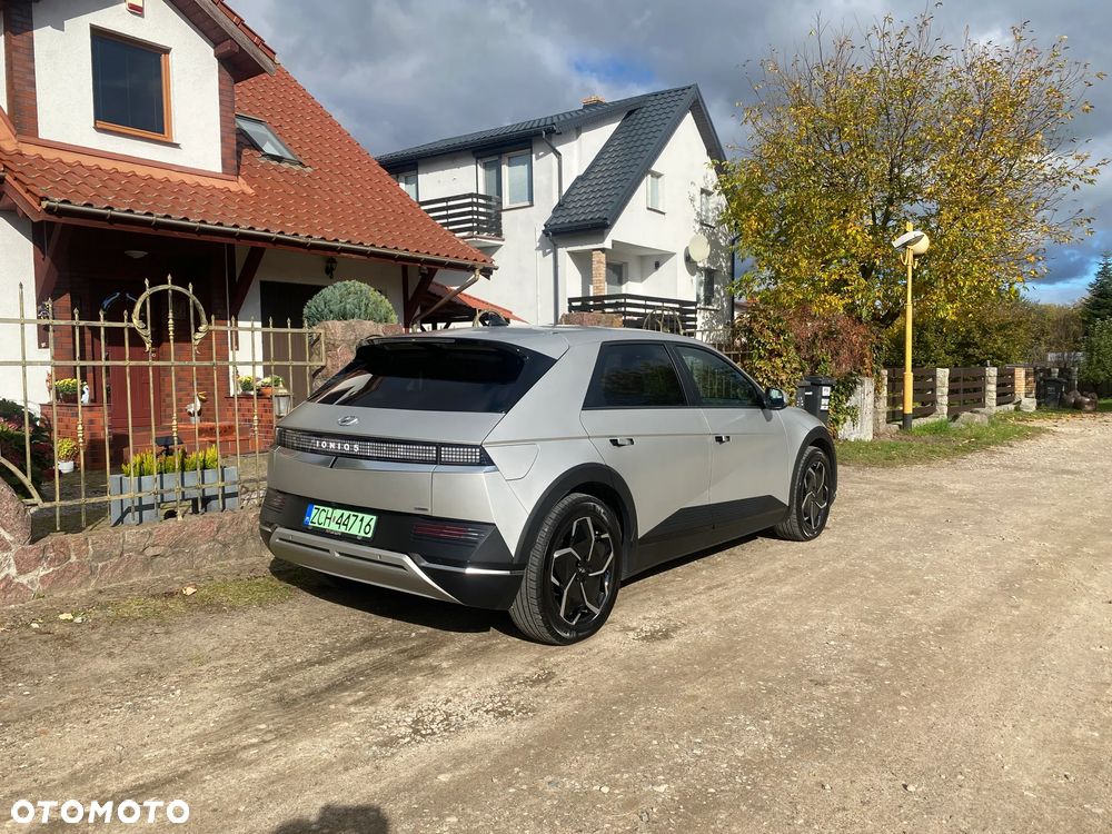 Hyundai IONIQ 5 77,4 kWh 4WD Dynamiq - 3