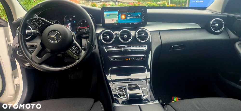 Mercedes-Benz Klasa C 220 d 9G-TRONIC - 17