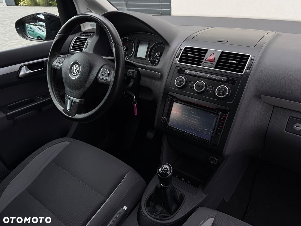 Volkswagen Touran 2.0 TDI DPF BlueMotion Technology Life - 29