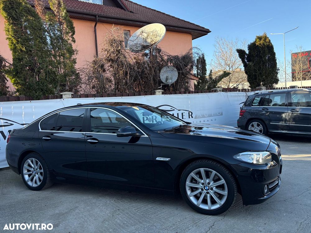 BMW Seria 5 525d xDrive Sport-Aut. - 11