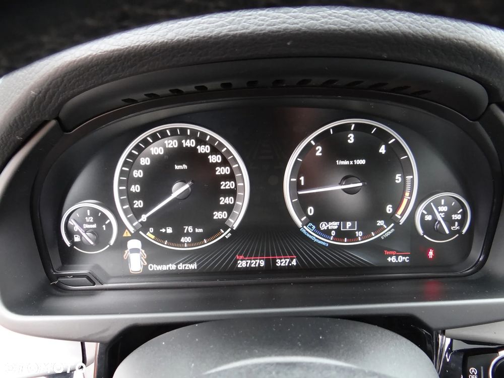 BMW X5 xDrive40d - 24