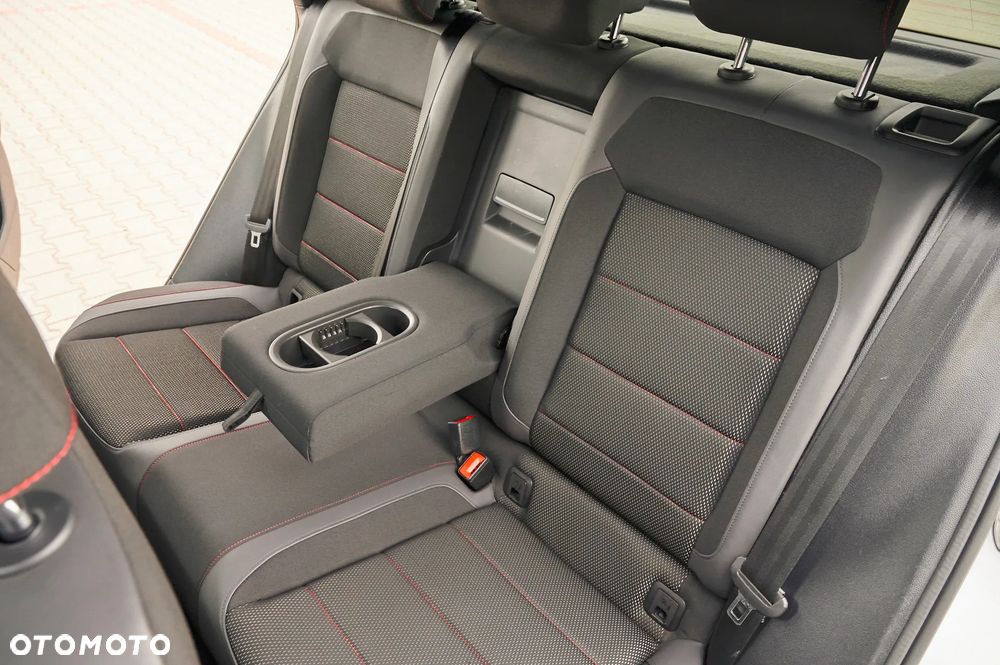 Volkswagen T-Roc 1.5 TSI OPF R-Line - 22