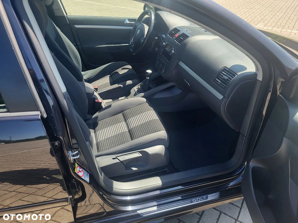 Volkswagen Golf 1.6 United - 11