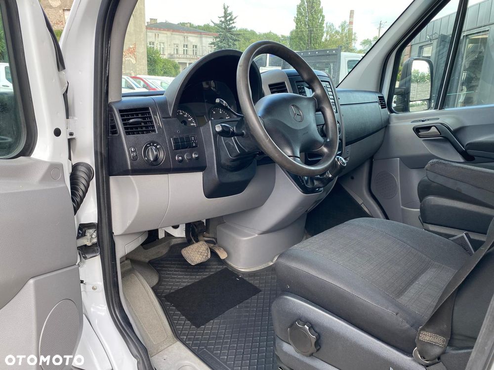 Mercedes-Benz SPRINTER - 10