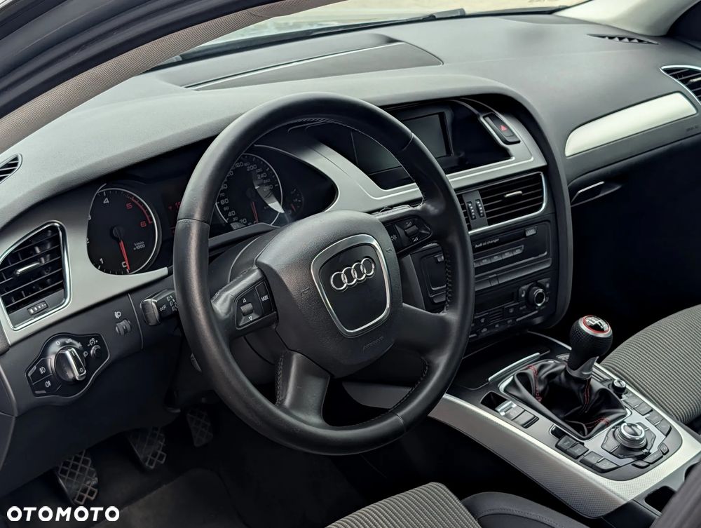 Audi A4 Limousine 2.0 TDI DPF Ambition - 5
