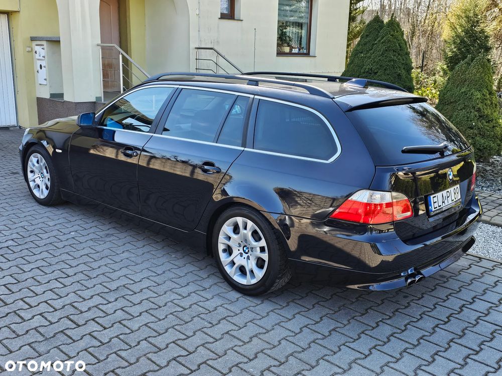 BMW Seria 5 530xi Touring - 10