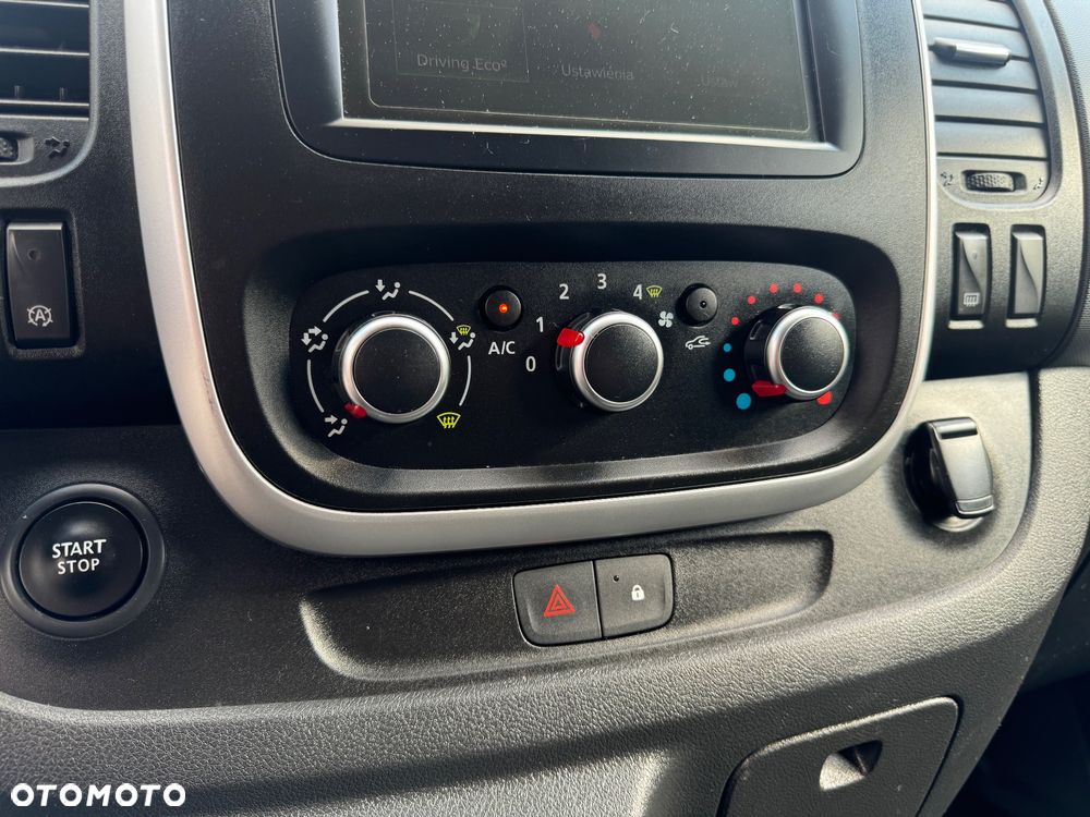 Renault Trafic - 24