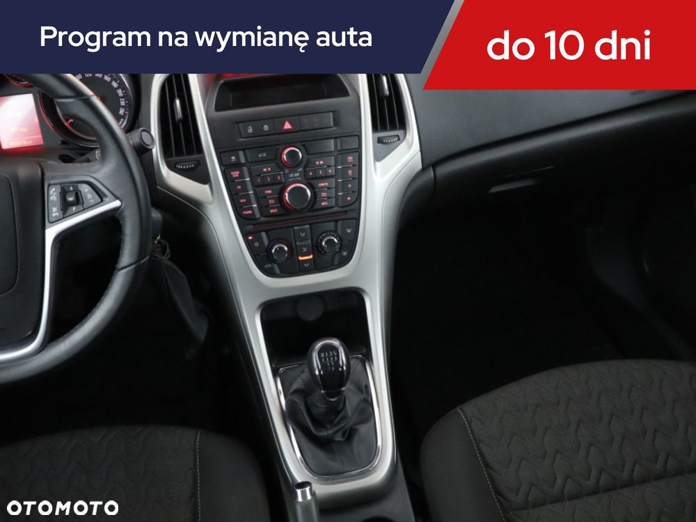 Opel Astra - 10