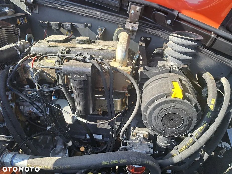 JCB 415E  przegubowa/  teleskopowa massey ,bobcat - 11