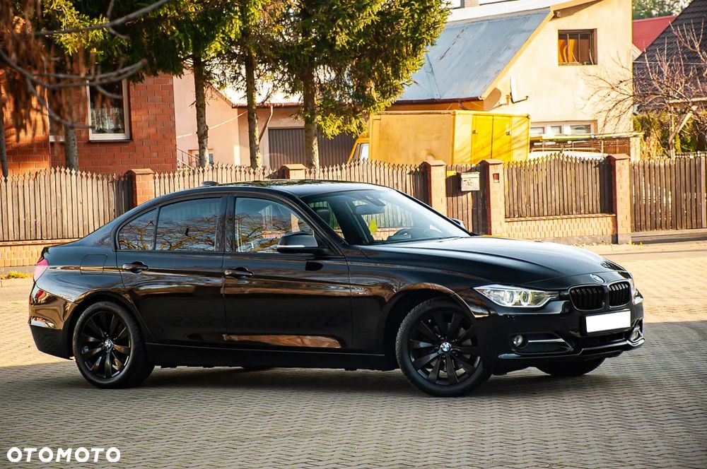 BMW Seria 3 320d M Sport Edition - 5