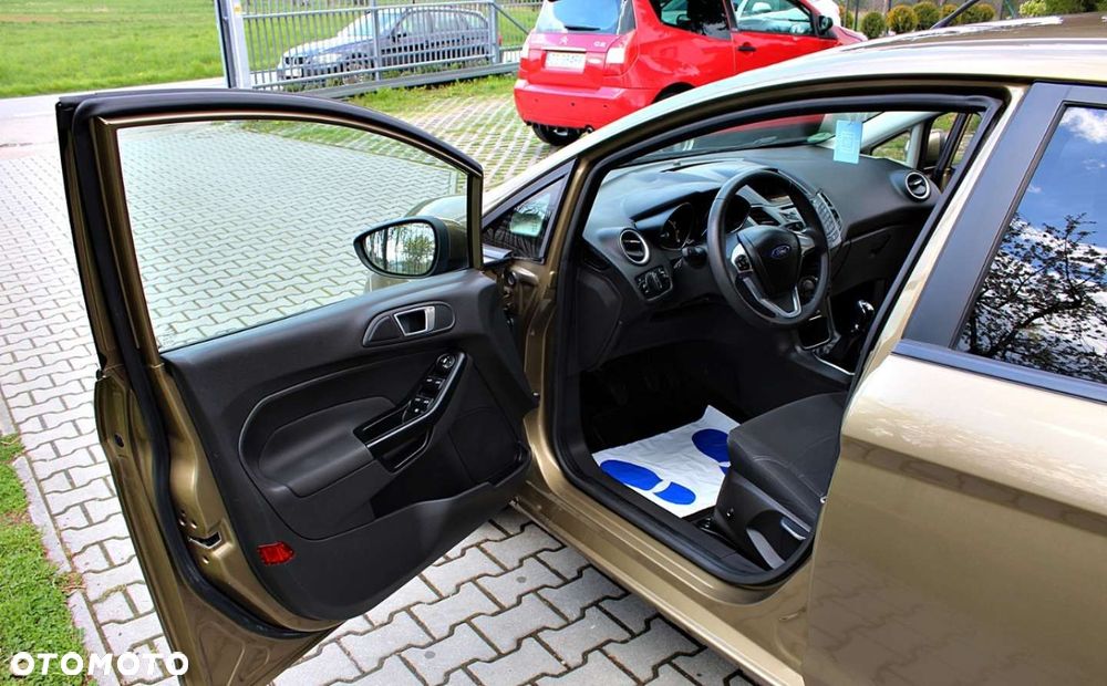 Ford Fiesta - 10