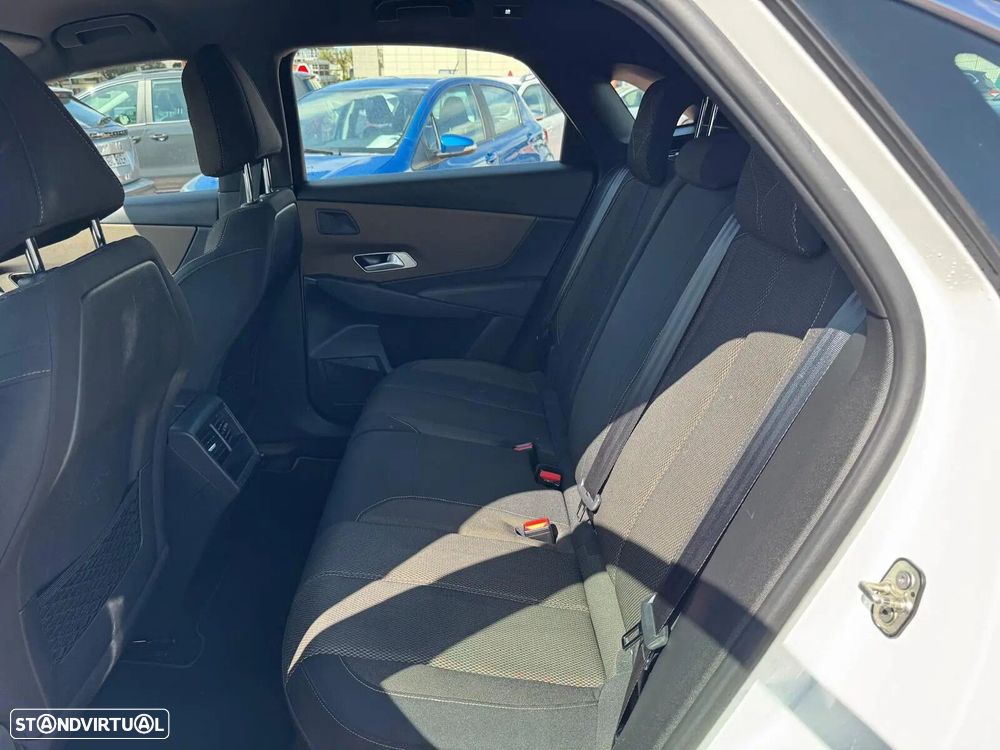 DS DS7 Crossback 1.5 BlueHDi Performance Line EAT8 - 8