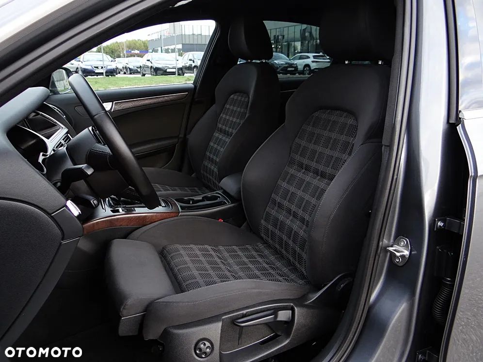 Audi A4 Limousine 1.8 TFSI S line Sportpaket - 34
