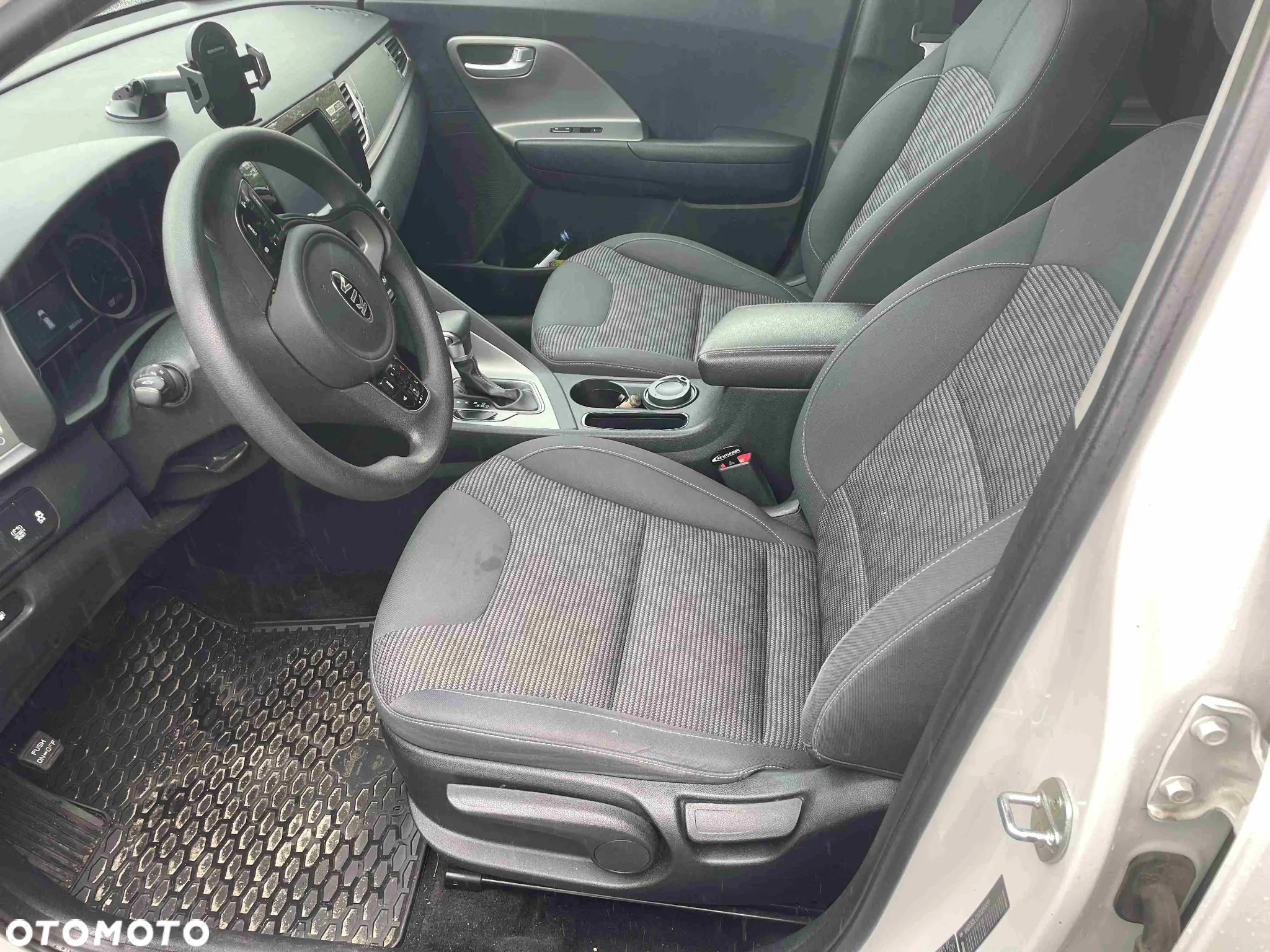 Kia Niro - 6