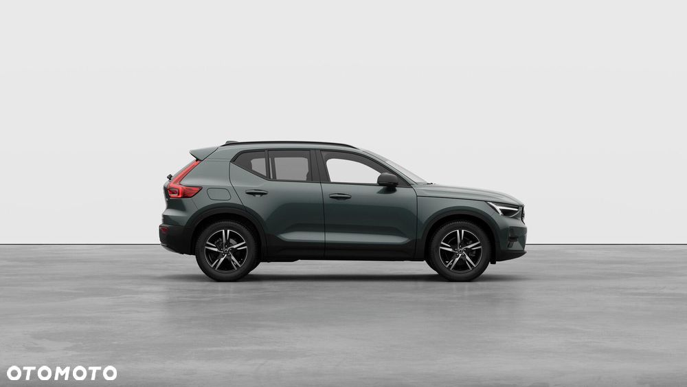 Volvo XC 40 B4 Plus Dark - 5