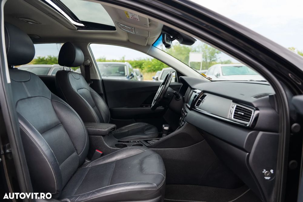 Kia Niro 1.6 GDI 2WD Aut. Spirit - 17