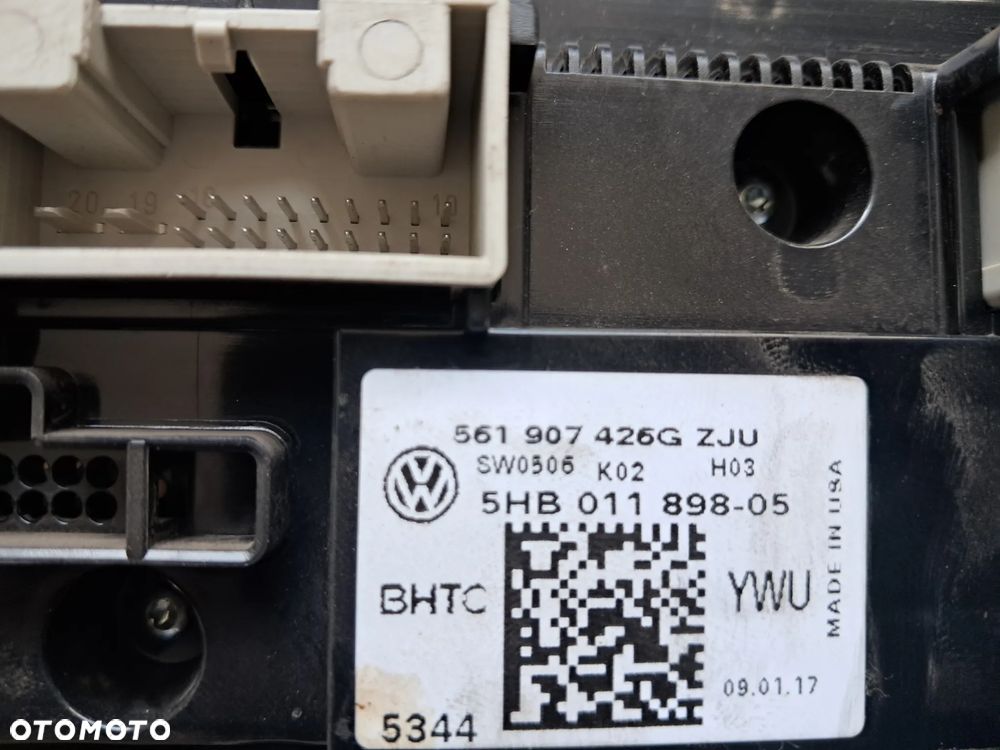 Panel klimatyzacji nawiewu VW Golf VII Arteon 561907426G - 4