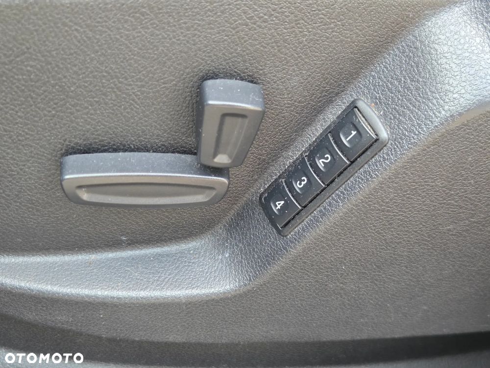 Ford S-Max 2.0 TDCi DPF Platinium X MPS6 - 30