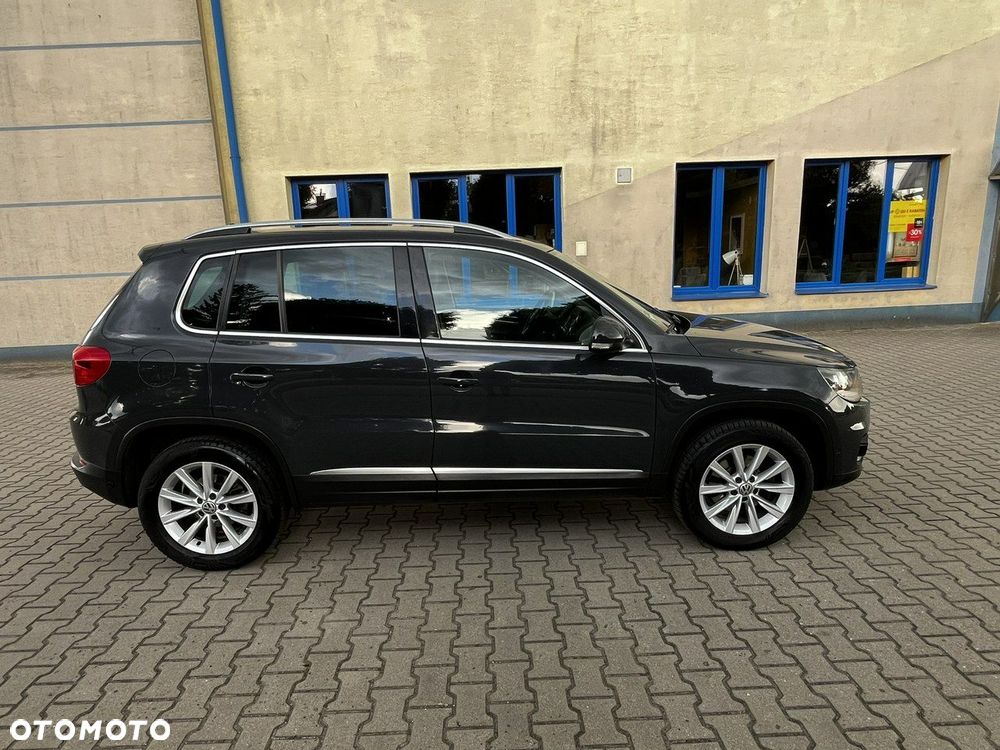 Volkswagen Tiguan - 10