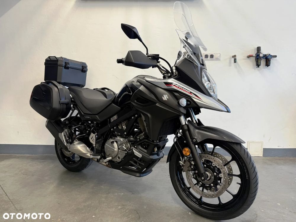 Suzuki V-STROM - 1