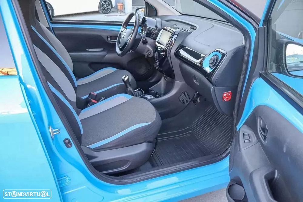 Toyota Aygo 1.0 X-Play+AC+X-Touch - 18