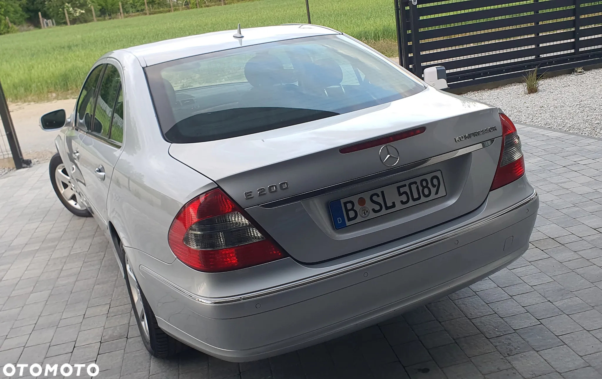 Mercedes-Benz Klasa E - 28