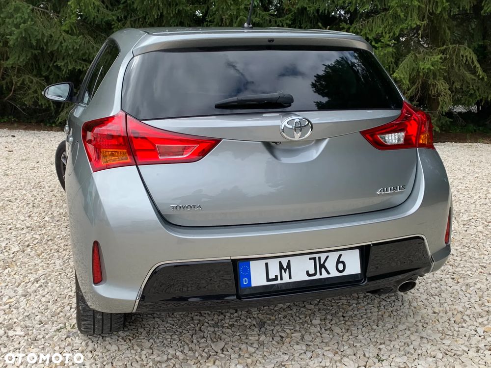 Toyota Auris 1.6 Prestige - 9
