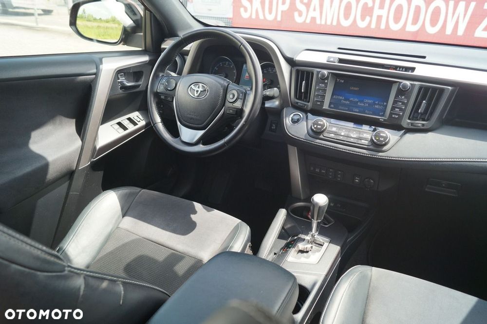 Toyota RAV4 - 17