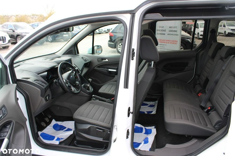 Ford Tourneo Connect - 17