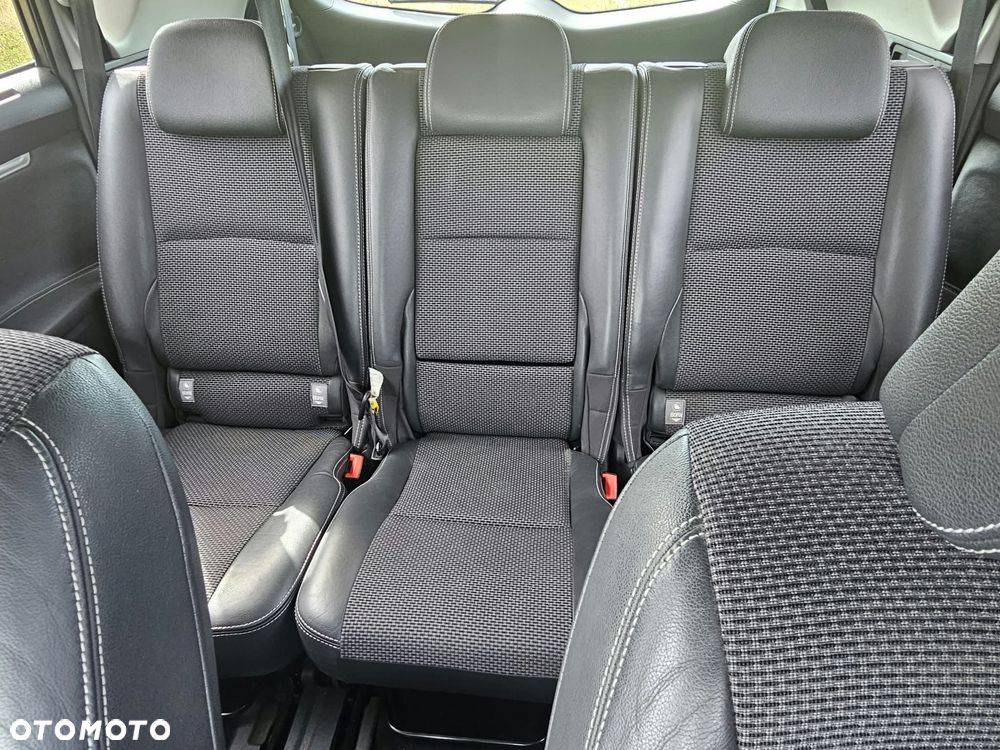 Toyota Verso 1.8 Prestige 7os EU6 - 16