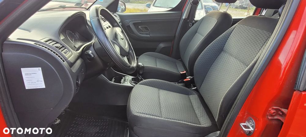 Skoda Roomster - 8