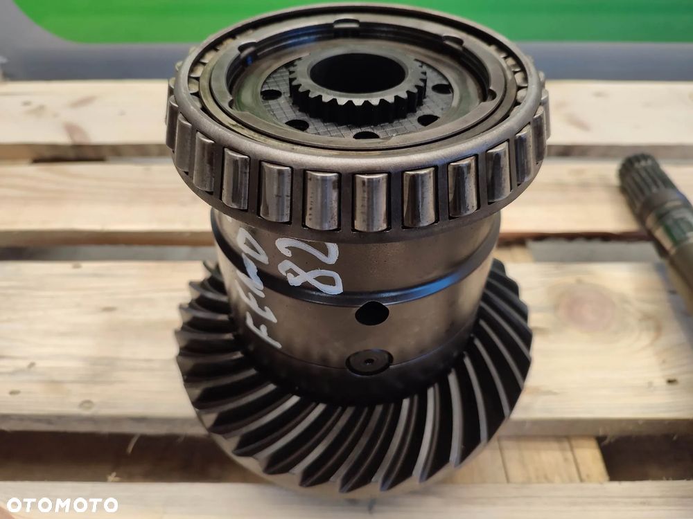 Mechanizm różnicowy Fendt 820 (15x34)(7450400403) - 9