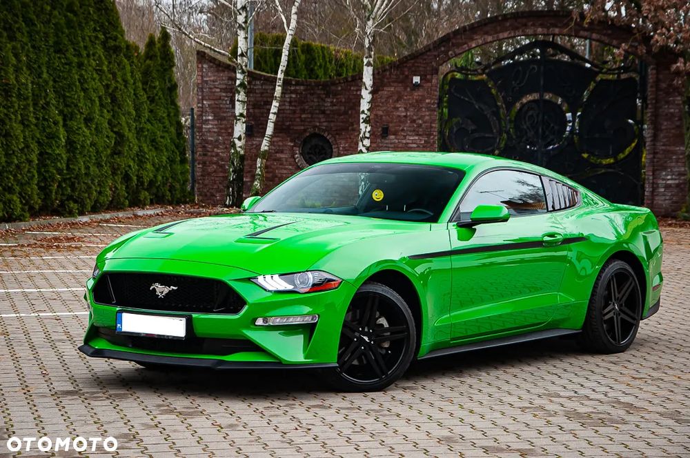 Ford Mustang - 8
