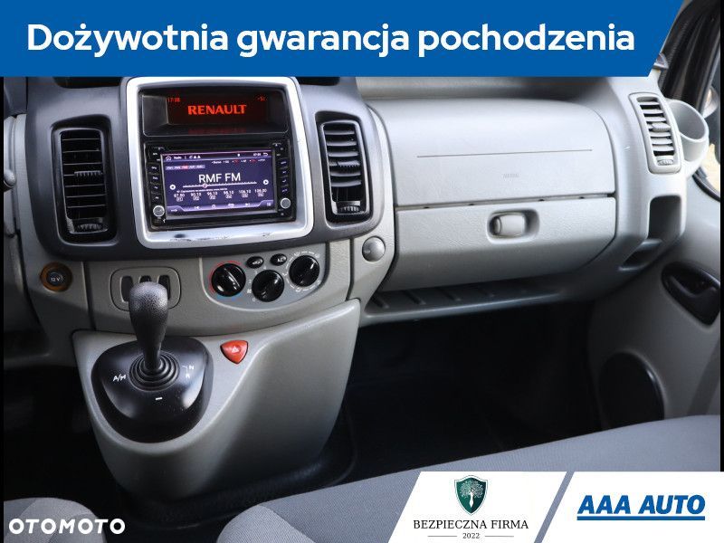 Renault trafic - 9