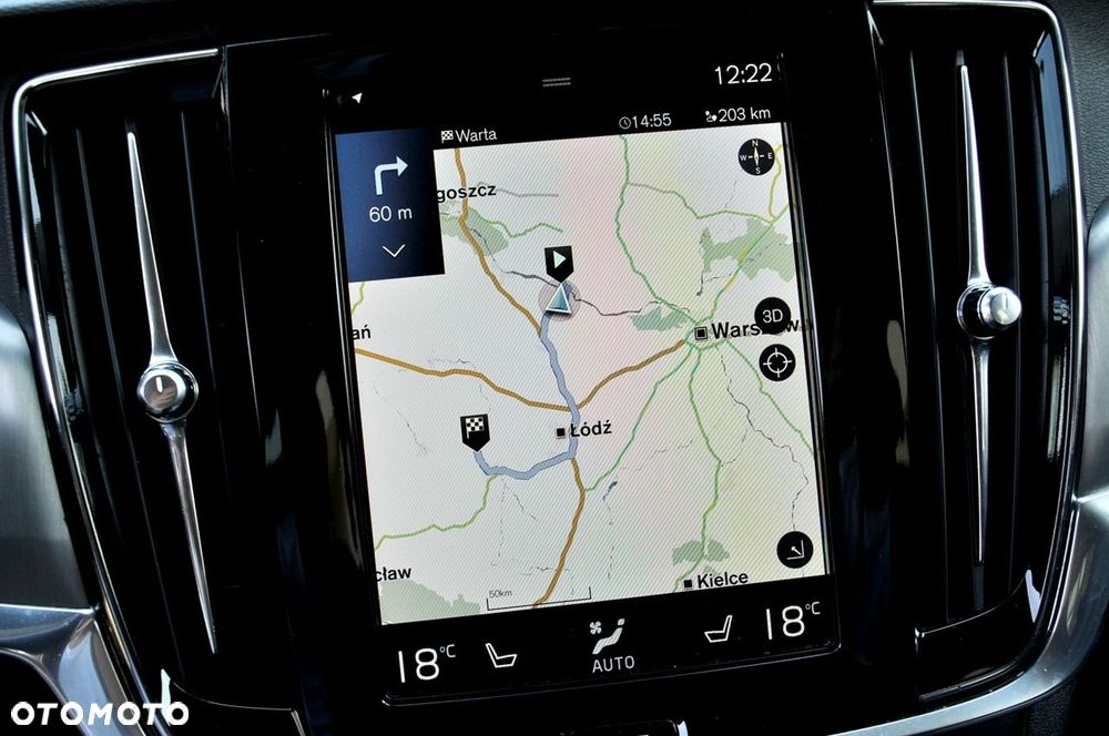 Volvo V90 D3 Momentum Pro - 36