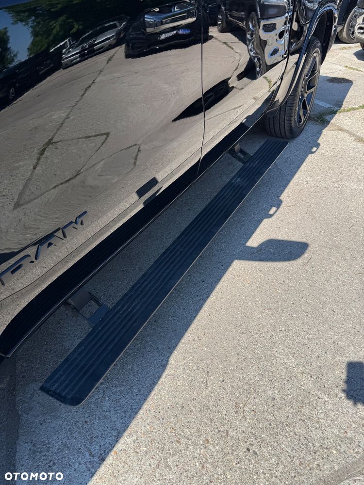 RAM 1500 - 9