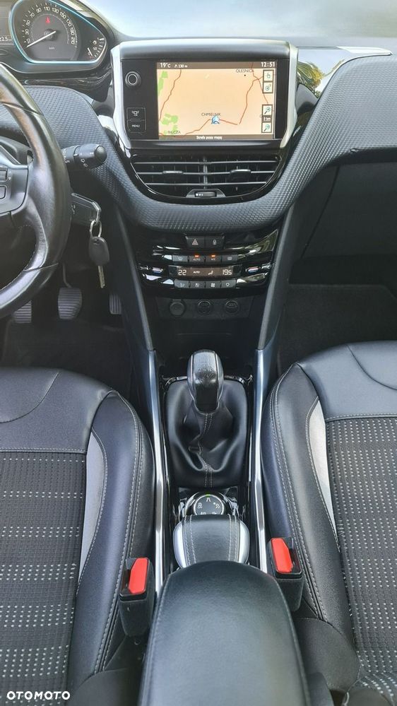 Peugeot 2008 1.6 VTi Allure - 19