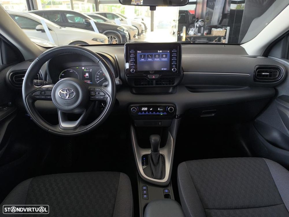 Toyota Yaris 1.5 HDF Comfort Plus - 25