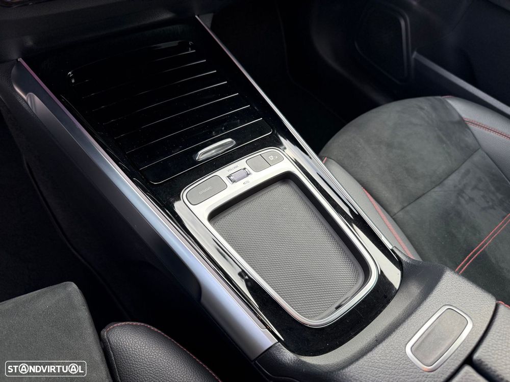 Mercedes-Benz GLB 180 d AMG Line - 18