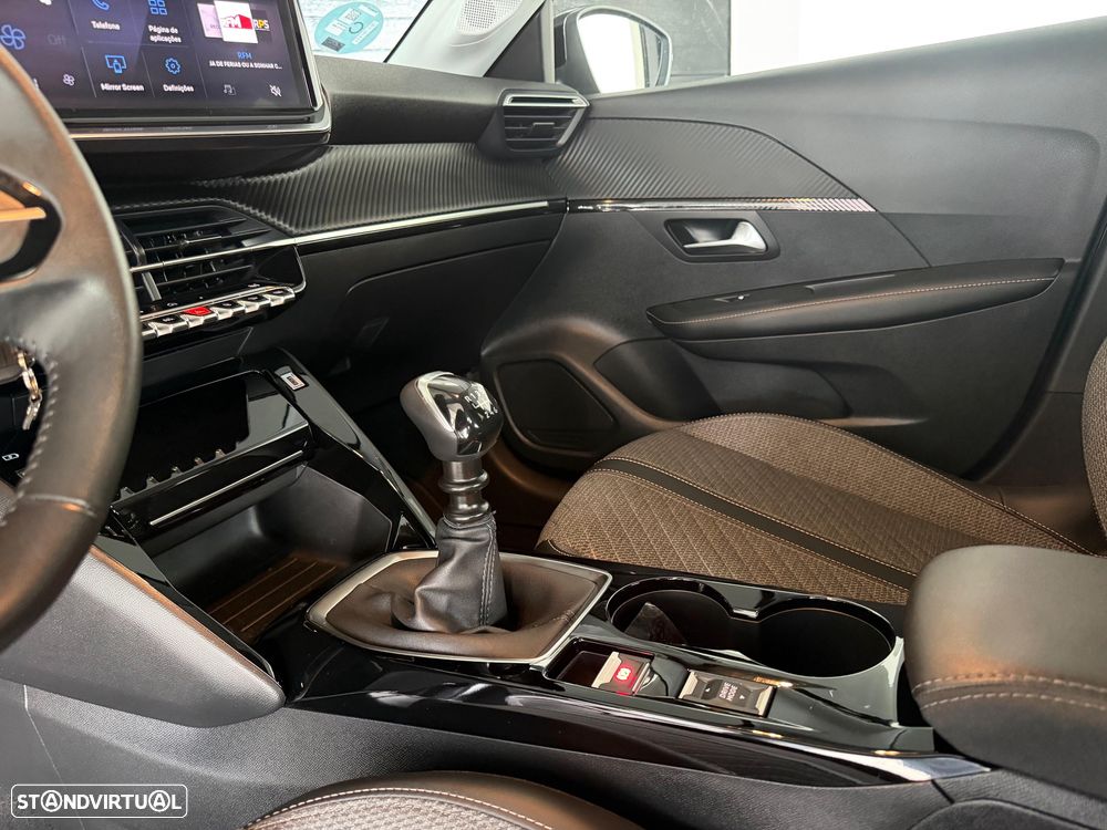 Peugeot 208 1.2 PureTech Allure - 21