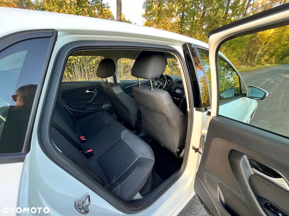 Volkswagen Polo 1.0 (Blue Motion Technology) Comfortline - 24