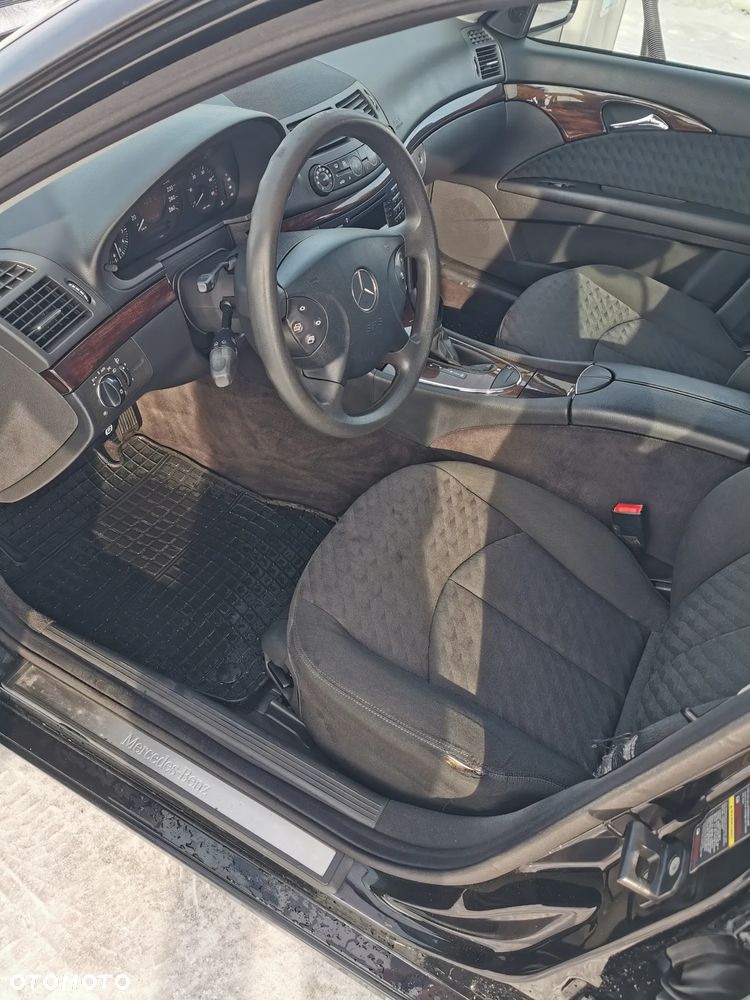 Mercedes-Benz Klasa E 280 CDI Classic - 18